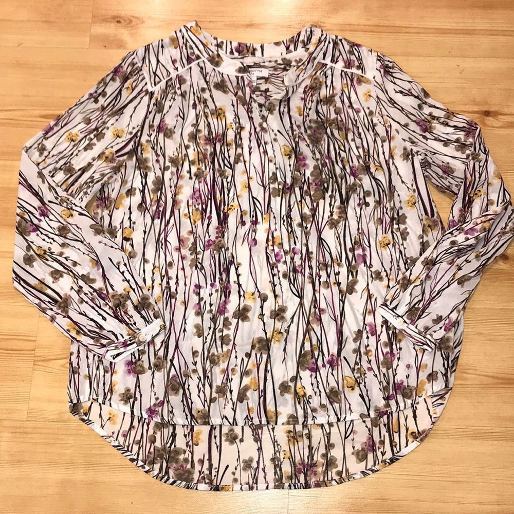 Petite medium Liz Claiborne sheer long sleeve top